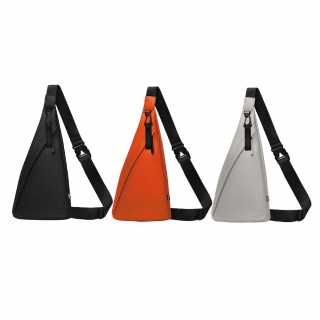 GASTON LUGA Splash Sling Bag 三角斜肩/側背包